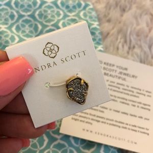 🚫🚫SOLD🚫🚫 Kendra Scott - Platinum Drusy Charm - Gold